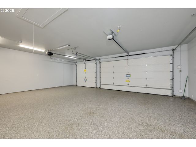 16511 ANNA EVE Dr, Milwaukie, OR 97267