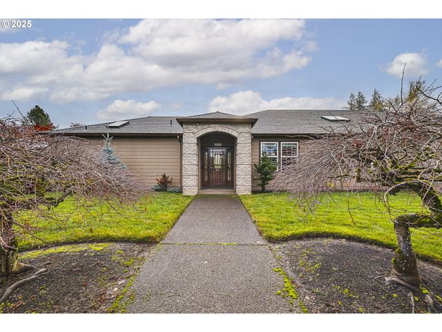 16511 ANNA EVE Dr, Milwaukie, OR 97267