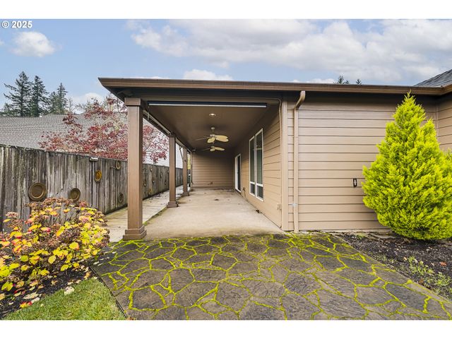 16511 ANNA EVE Dr, Milwaukie, OR 97267