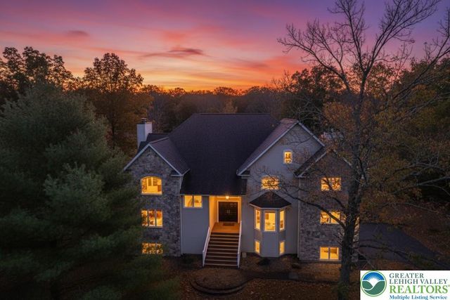 205 Osprey Way, East Stroudsburg, PA 18302