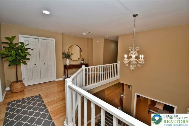 205 Osprey Way, East Stroudsburg, PA 18302