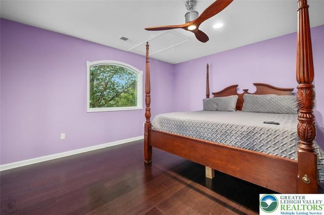 205 Osprey Way, East Stroudsburg, PA 18302