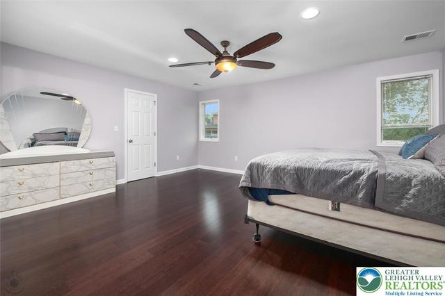 205 Osprey Way, East Stroudsburg, PA 18302