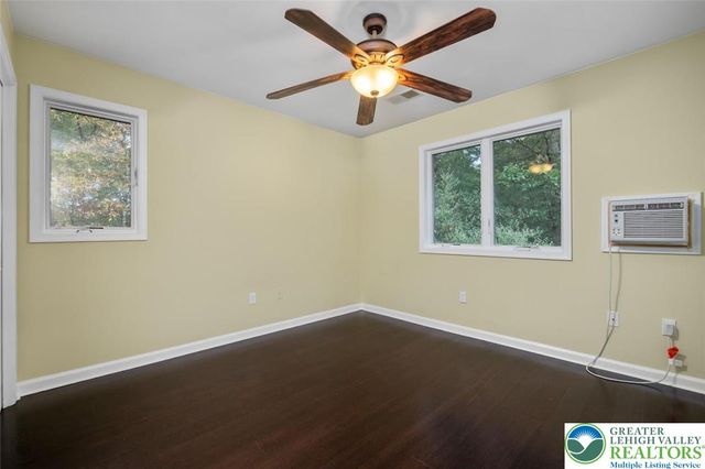 205 Osprey Way, East Stroudsburg, PA 18302