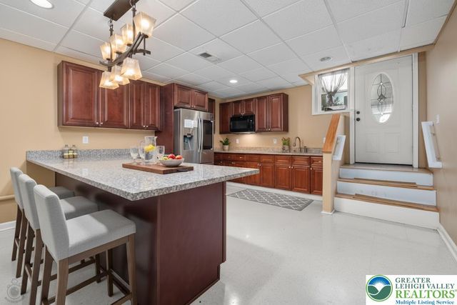 205 Osprey Way, East Stroudsburg, PA 18302