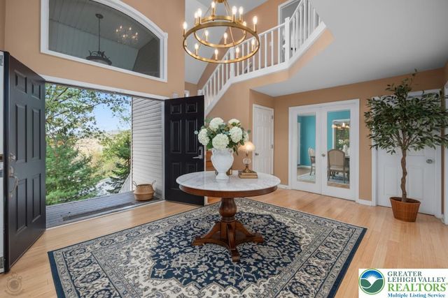 205 Osprey Way, East Stroudsburg, PA 18302