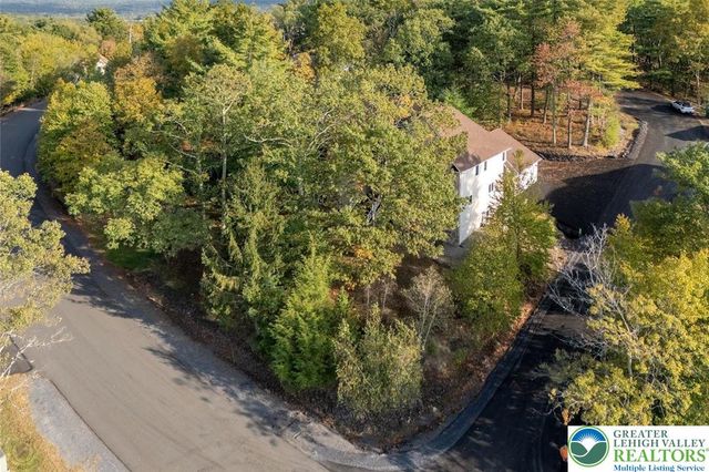 205 Osprey Way, East Stroudsburg, PA 18302