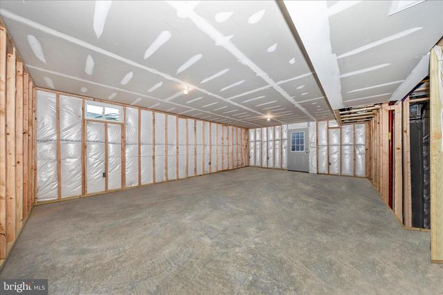 231 PINDAR, Gerrardstown, WV 25420