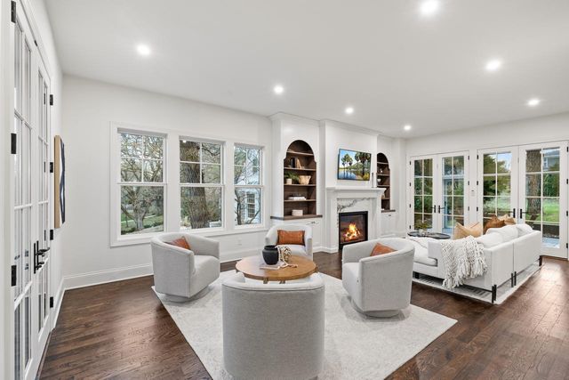 4717 Meadow Road, Edina, MN 55424