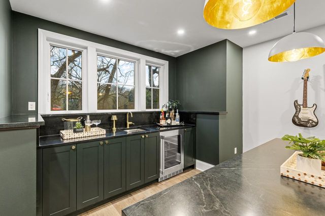 4717 Meadow Road, Edina, MN 55424