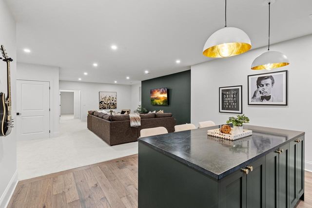 4717 Meadow Road, Edina, MN 55424