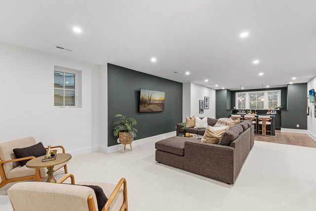 4717 Meadow Road, Edina, MN 55424