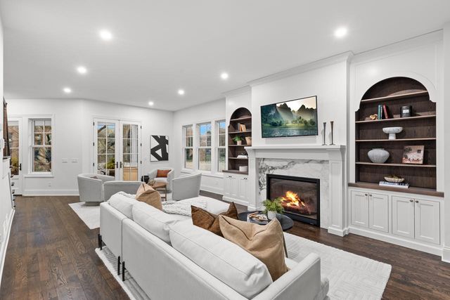 4717 Meadow Road, Edina, MN 55424