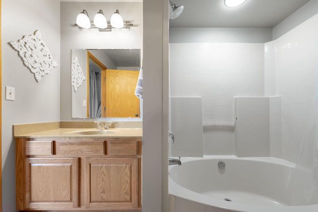 248 Bastogne COURT, Belgium, WI 53004
