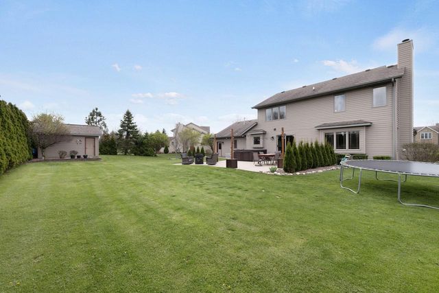 248 Bastogne COURT, Belgium, WI 53004