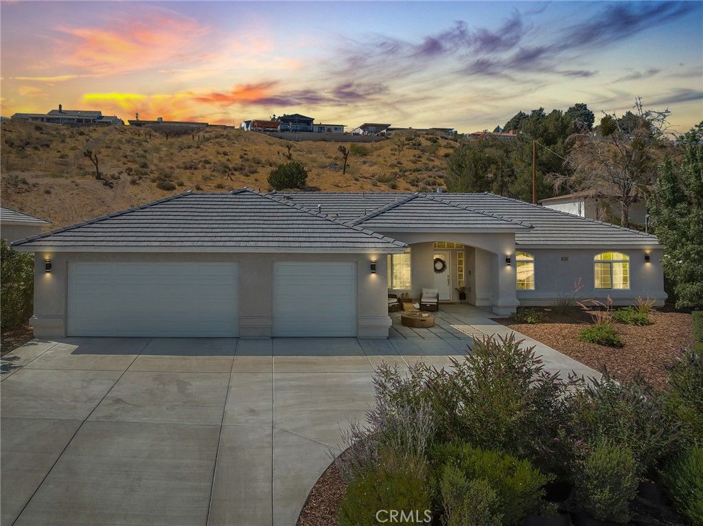 Image 1 of property listing at 17542 Buckthorn, Hesperia, CA 92345