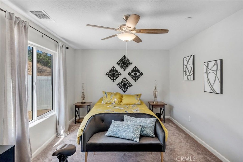 Image 21 of property listing at 17542 Buckthorn, Hesperia, CA 92345