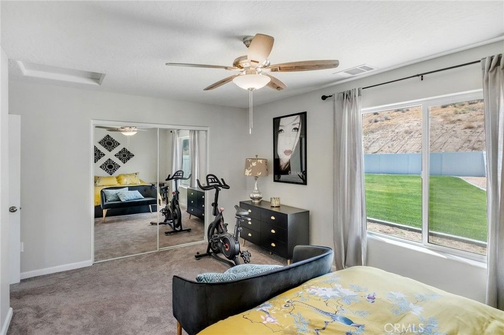 Image 22 of property listing at 17542 Buckthorn, Hesperia, CA 92345