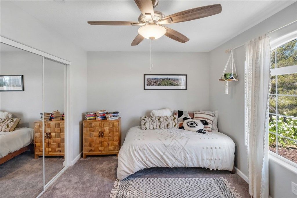 Image 24 of property listing at 17542 Buckthorn, Hesperia, CA 92345