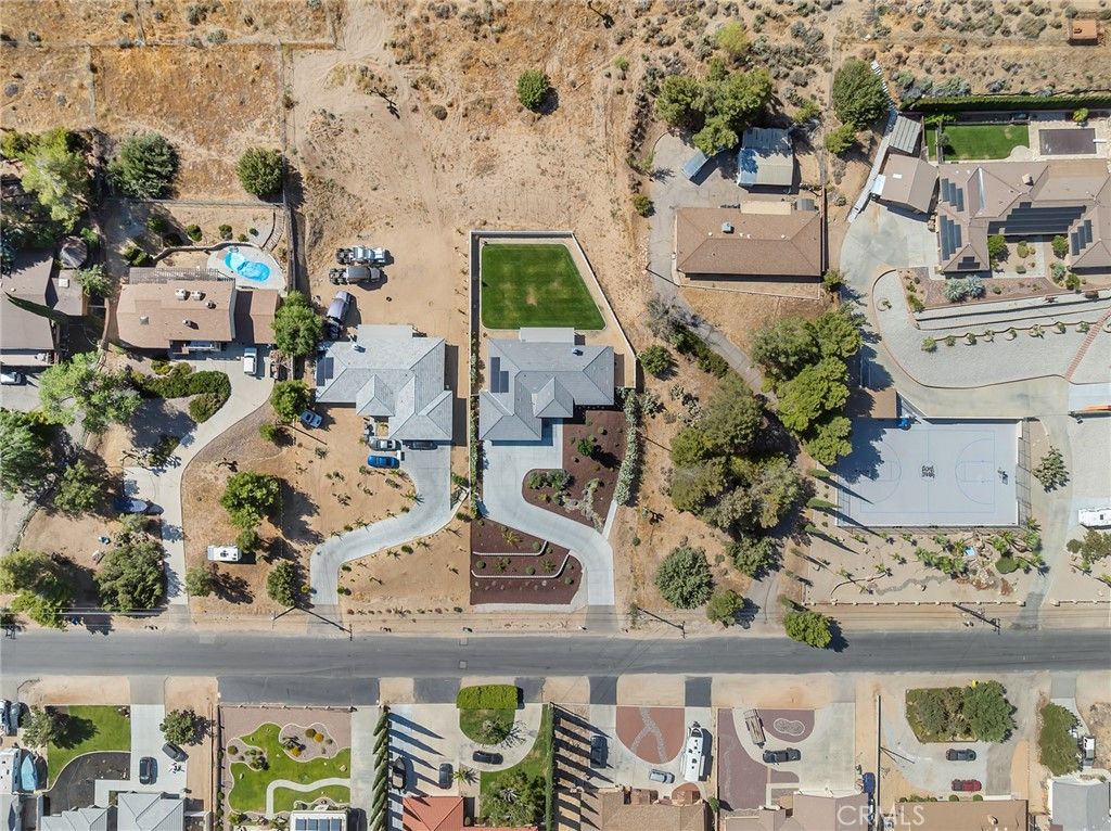 Image 5 of property listing at 17542 Buckthorn, Hesperia, CA 92345