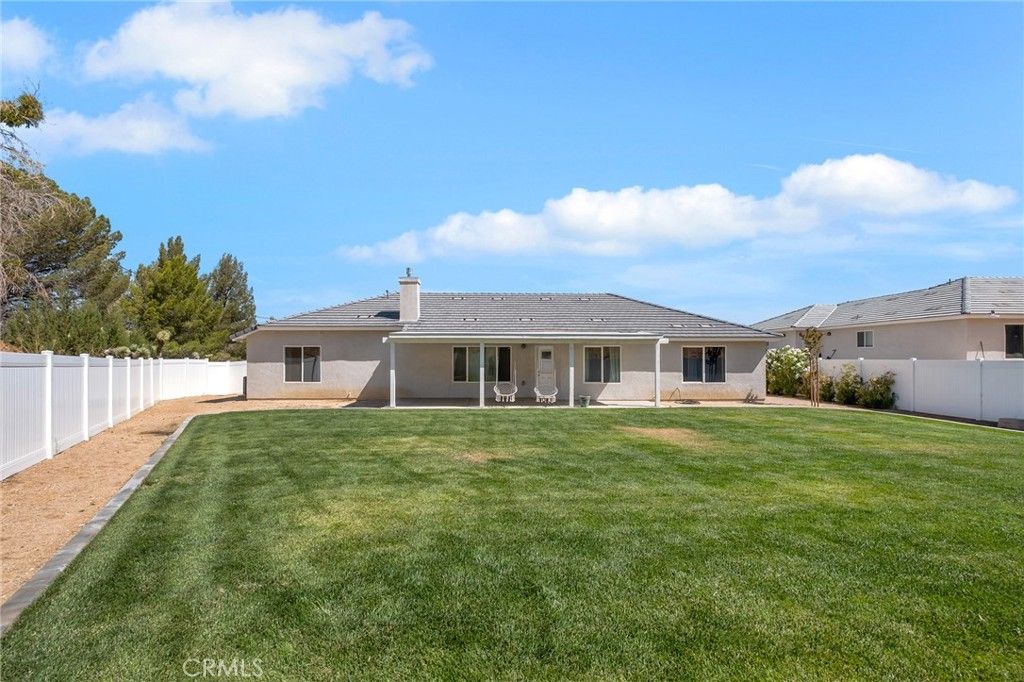 Image 6 of property listing at 17542 Buckthorn, Hesperia, CA 92345