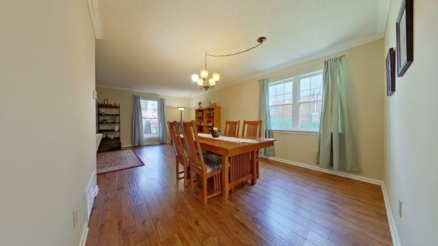 256 NE Yacht Club Drive, Fort Walton Beach, FL 32548