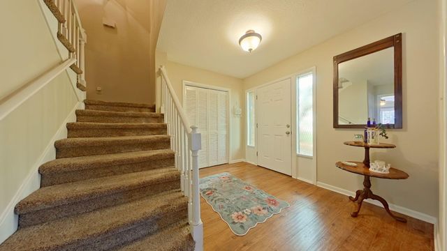 256 NE Yacht Club Drive, Fort Walton Beach, FL 32548