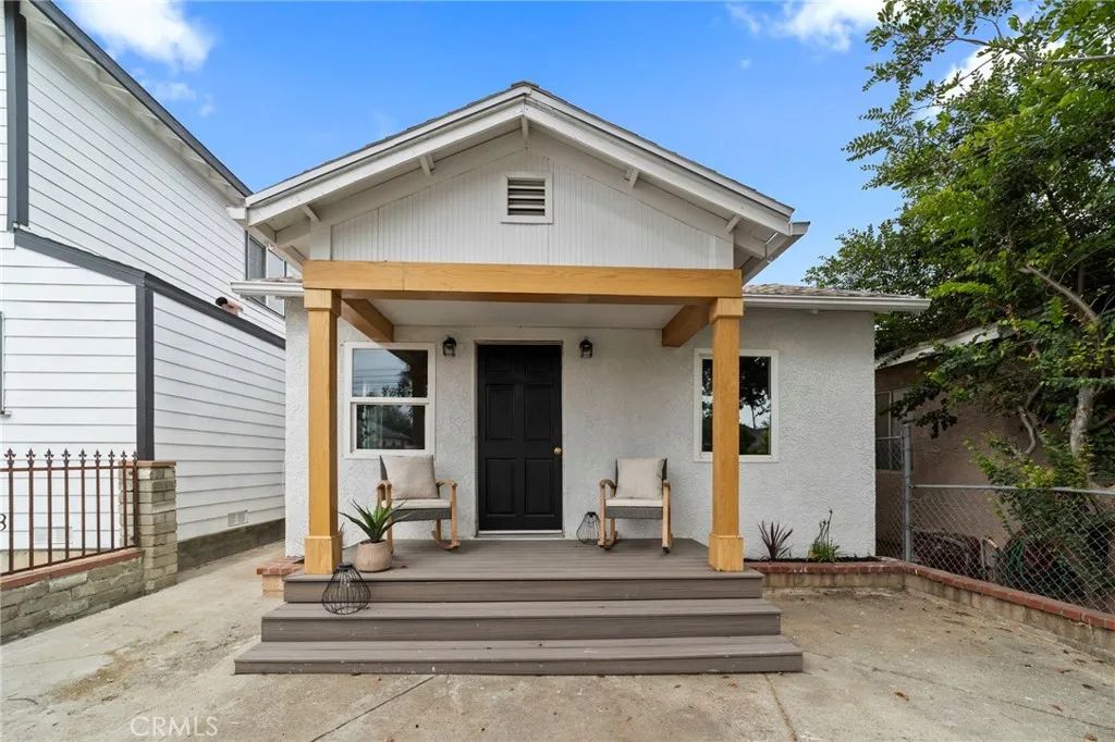 308 N Pasadena Avenue, Azusa, CA 91702