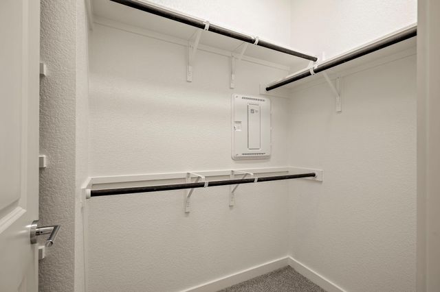 454 Orleanian DR A, Buda, TX 78610