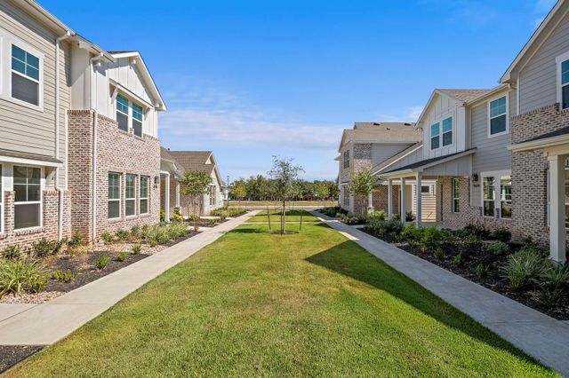 454 Orleanian DR A, Buda, TX 78610