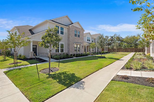 454 Orleanian DR A, Buda, TX 78610