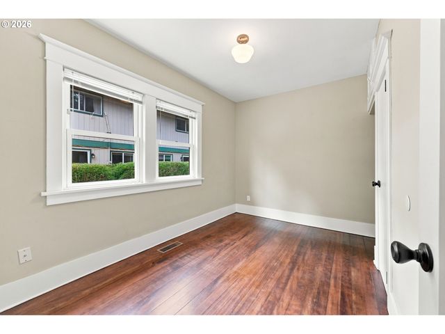 4315 Se 16TH Ave, Portland, OR 97202