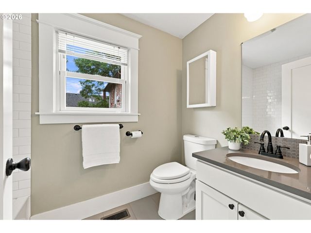 4315 Se 16TH Ave, Portland, OR 97202