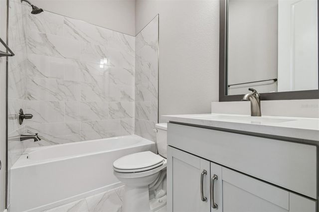 7312 DONNYBROOK LANE, Sarasota, FL 34240