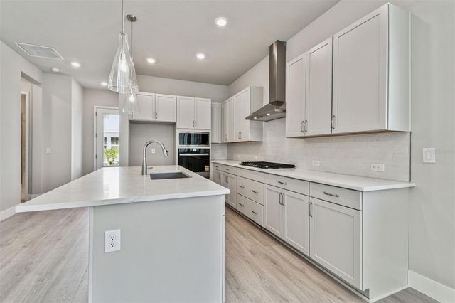 7312 DONNYBROOK LANE, Sarasota, FL 34240