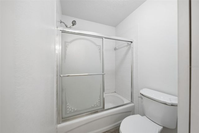 5942 17TH STREET, Zephyrhills, FL 33542