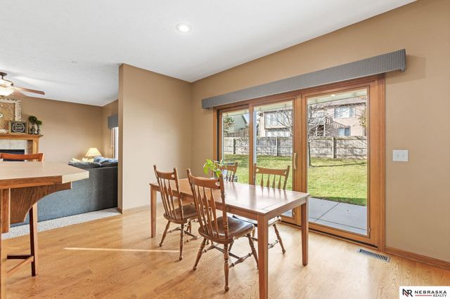 2240 Crystal Creek Drive, Papillion, NE 68046