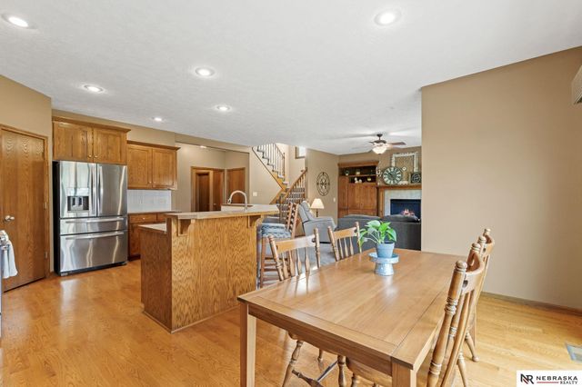 2240 Crystal Creek Drive, Papillion, NE 68046