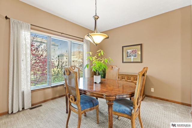 2240 Crystal Creek Drive, Papillion, NE 68046