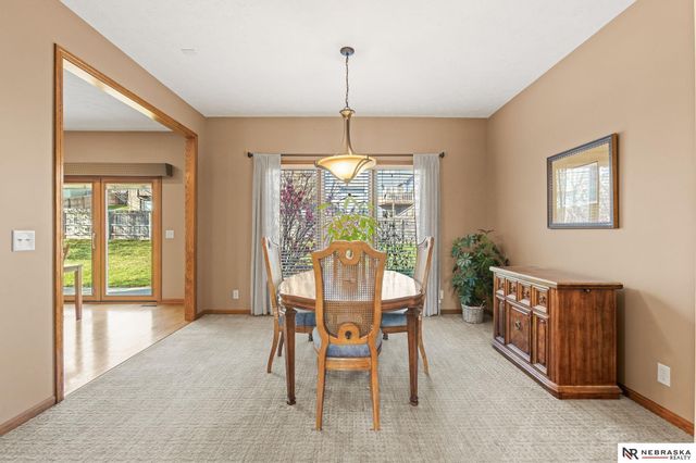 2240 Crystal Creek Drive, Papillion, NE 68046