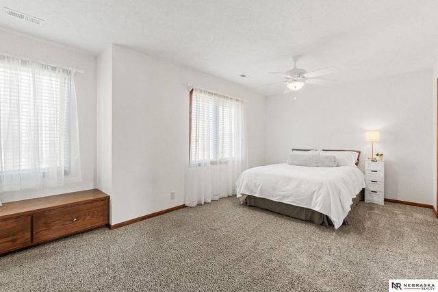 2240 Crystal Creek Drive, Papillion, NE 68046