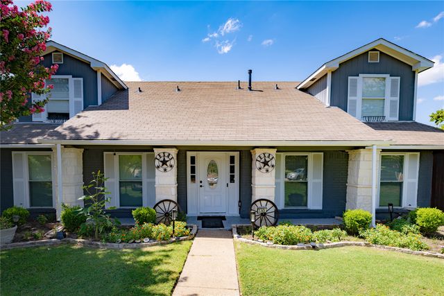 3301 Knights Haven Lane, Garland, TX 75044