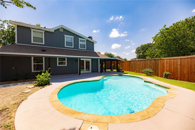3301 Knights Haven Lane, Garland, TX 75044