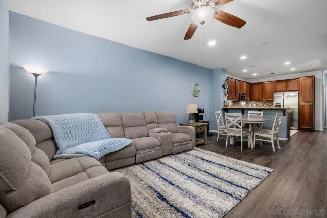 156 Via Montisi, Santee, CA 92071