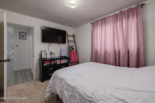 19823 Eagle River Road, Eagle River, AK 99577