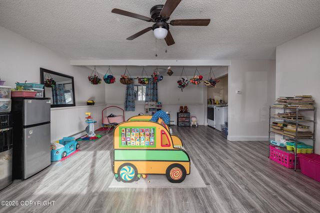 19823 Eagle River Road, Eagle River, AK 99577