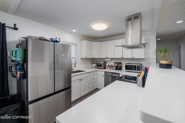 19823 Eagle River Road, Eagle River, AK 99577