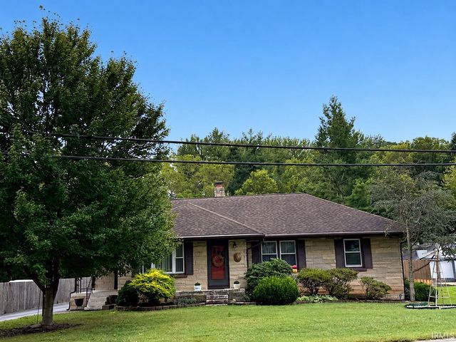 5220 Broadway Avenue, Evansville, IN 47712