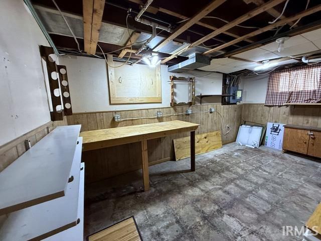 5220 Broadway Avenue, Evansville, IN 47712