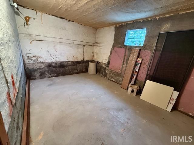 5220 Broadway Avenue, Evansville, IN 47712